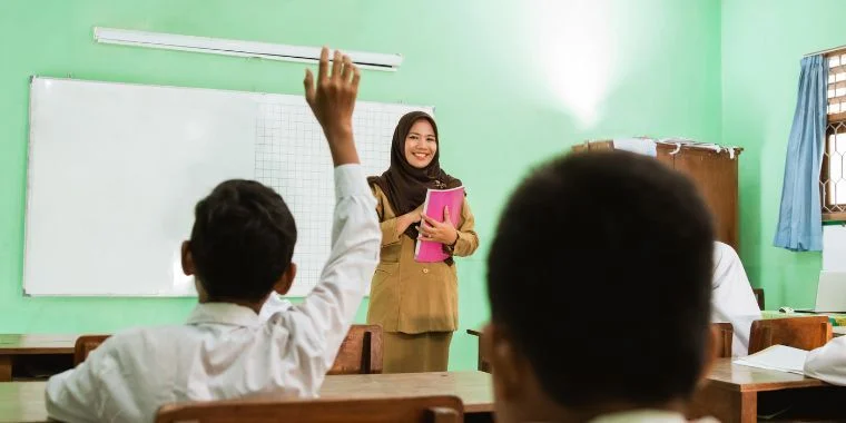 Kaget! Gaji PPPK Guru 2024 Ternyata Lebih Besar dari PNS? 2 tunjangan pppk guru