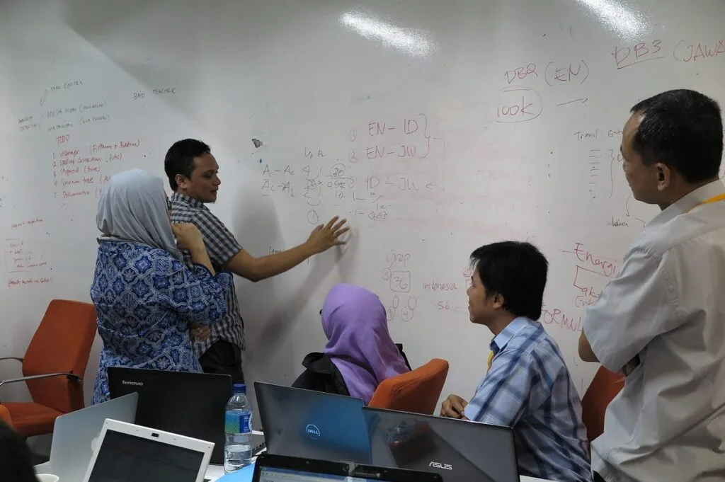 Wajib Tahu! Benarkah Gaji PPPK Dosen 2024 di Bawah UMR? 2 pppk dosen 2024