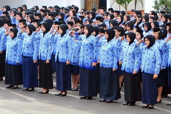 THR PNS 2025 Kapan Cair? Cek Info Terbaru di Sini! 3 thr pns