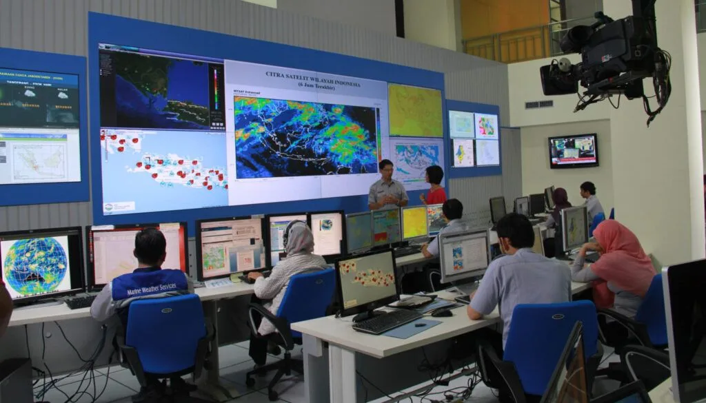 Pasti Jadi ASN! 9 Prospek Kerja Lulusan STMKG 2 lulusan stmkg kerja apa