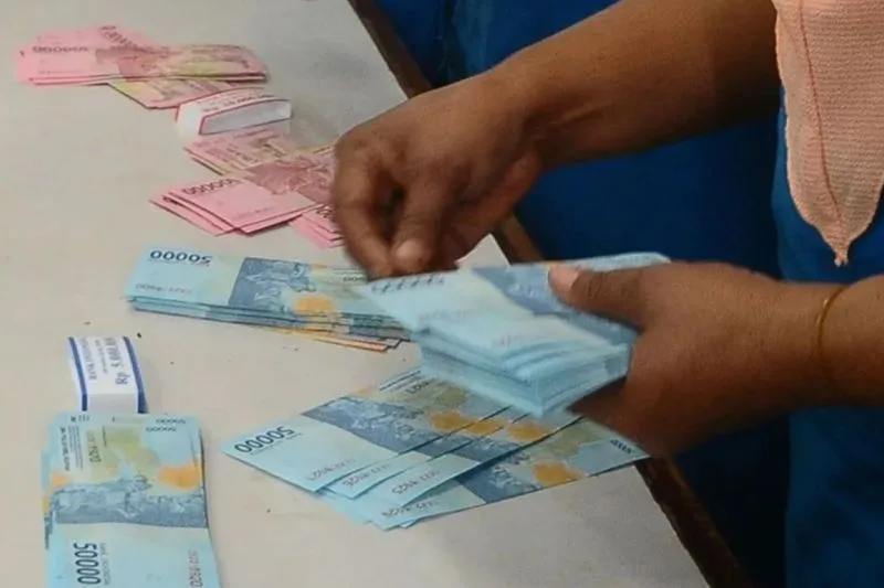 THR PNS 2025: Wajib Tahu PNS Yang Tidak Menerima THR! 1 besaran thr pns 2025
