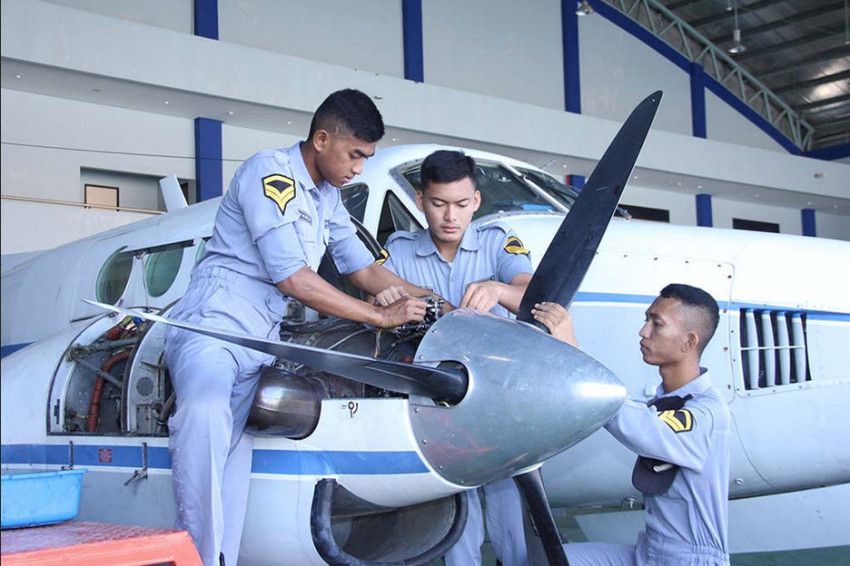 Sekolah Kedinasan Makassar: Top 6 Pilihan Terbaik ! 2 daftar sekdin di kota makassar