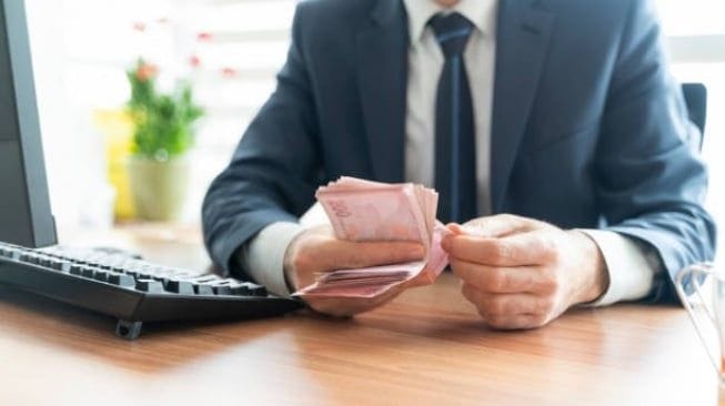 CPNS dengan Gaji Tertinggi: Wajib Tahu! 10 Instansi Ini 1 cpns dengan gaji tertinggi