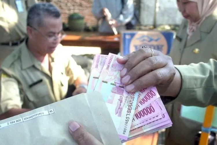 Kabar Gembira! Gaji 13 PPPK 2025 Cair Juni Wajib Cek Disini! 2 gaji 13 pppk 2025