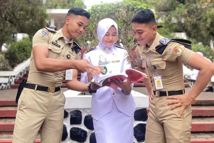 Materi SKD Kedinasan: Wajib Kuasai 3 Jenis & Kisi-kisi Jitu! 2 kisi kisi materi skd kedinasan