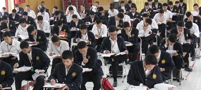 Kumpulan Contoh Soal Kedinasan 2025 & Kunci Jawaban! 3 contoh soal skd kedinasan 2025