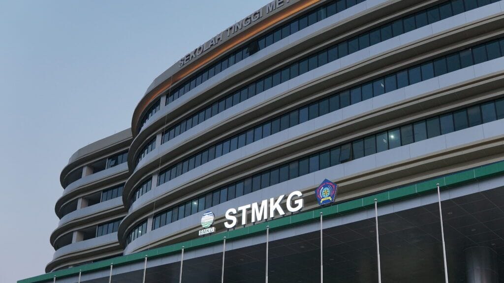 RESMI DIBUKA! PTB STMKG 2025: 350 Kuota Daftar Sekarang! 3 apa itu ptb stmkg