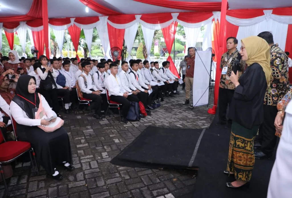 MenPANRB Tinjau Ujian SKD Kedinasan 2025 Beri Info Penting 1 ujian skd kedinasan
