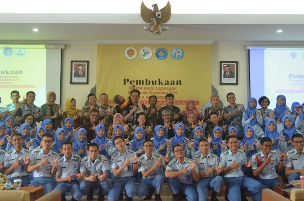 Wajib Tahu! Ini Gaji Lulusan STIS & 3 Keunggulannya 1 gaji lulusan stis