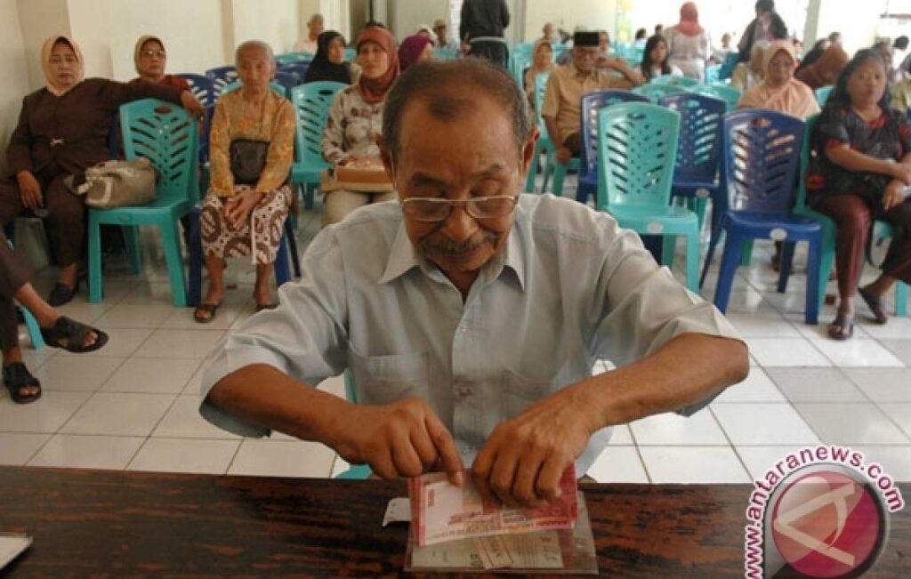 Kenaikan Gaji Pensiun PNS 2025 Resmi Ditunda! Ini Alasannya! 1 kenaikan gaji pensiun