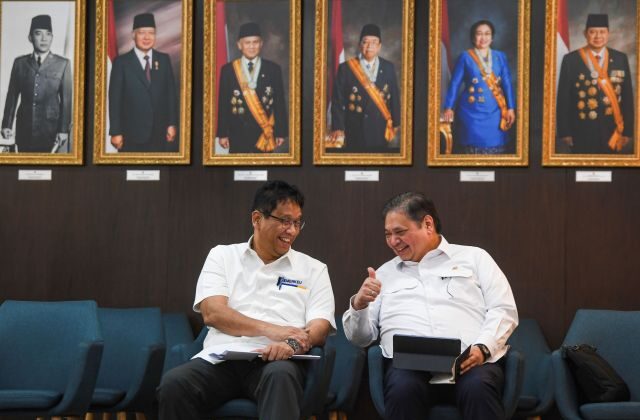 Terbaru ! Paket Stimulus Ekonomi 8+4+5 Diresmikan Pemerintah 2 paket stimulus ekonomi