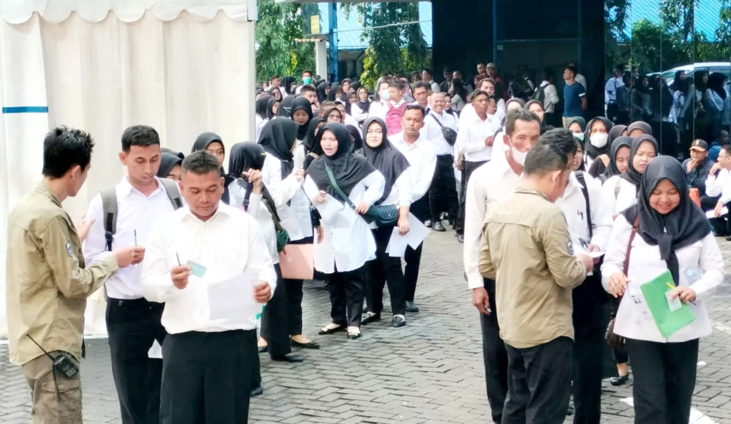 6 Kategori Honorer yang Tidak Bisa Ikut PPPK! Resmi Dari BKN 2 kategori honorer yang tidak bisa ikut pppk paruh waktu