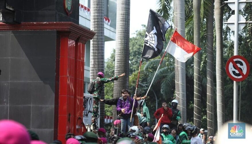 WFA PNS! 2 Kementrian Resmi Terapkan! Dampak Dari Demo! 3 pns bisa wfa