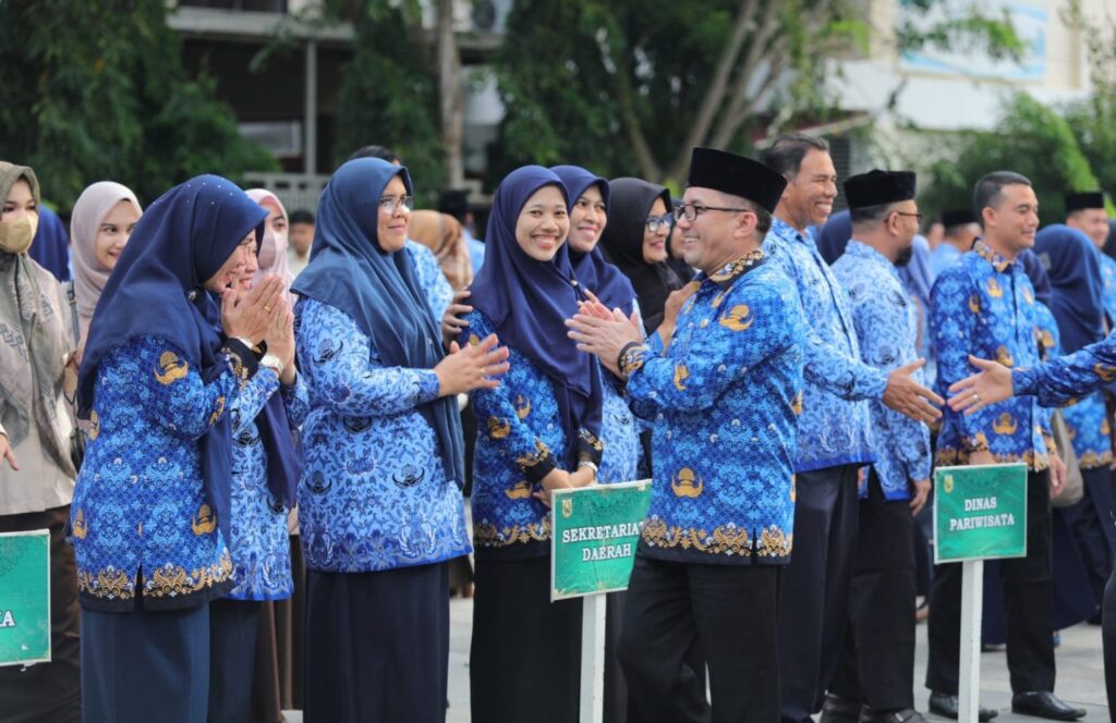 Peraturan Kenaikan Gaji PNS 2025: Cek Rinciannya di Sini! 1 kenaikan gaji pns 2025