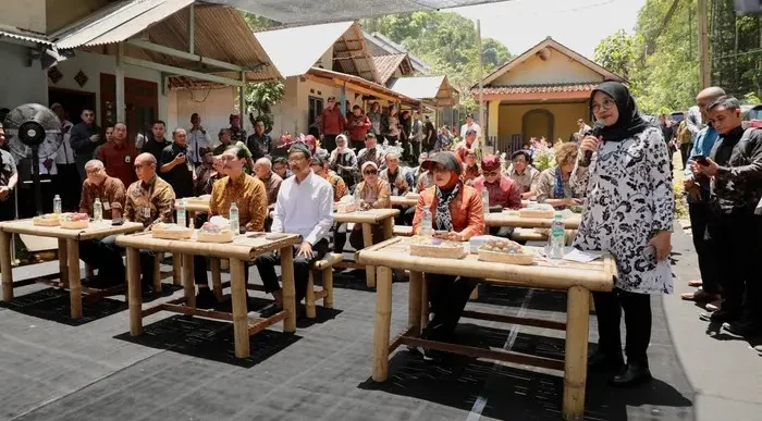 Era Baru Sistem Digitalisasi Bansos 2025 Anti Salah Sasaran 1 digitalisasi bansos