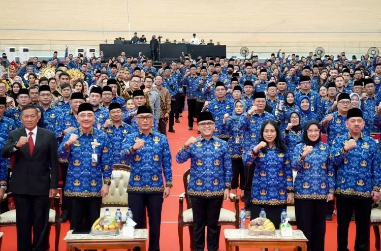 Geger Wacana PPPK Jadi PNS, Begini Penjelasan DPR RI 2 pppk bisa jadi pns