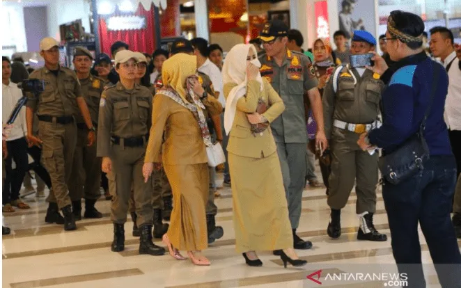 PNS Bolos Kerja! Aturan Resmi & Sanksi Fatal 19 ASN Dipecat! 2 aturan hukum jika pns bolos kerja