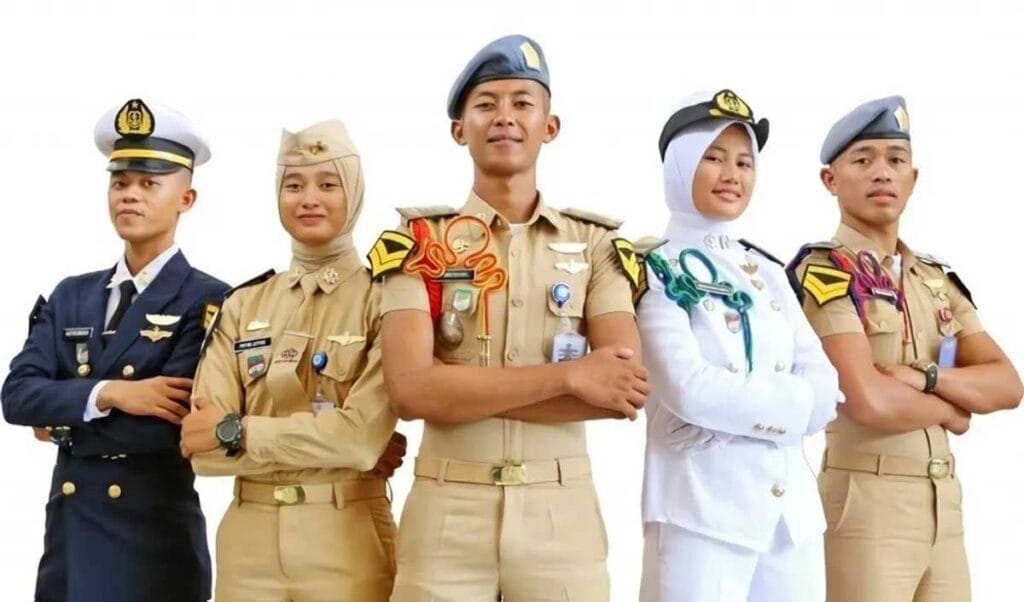 Wajib Tahu! 4 Perbedaan Sekolah Kedinasan dan Kampus Biasa 1 perbedaan sekolah kedinasan dan kampus biasa