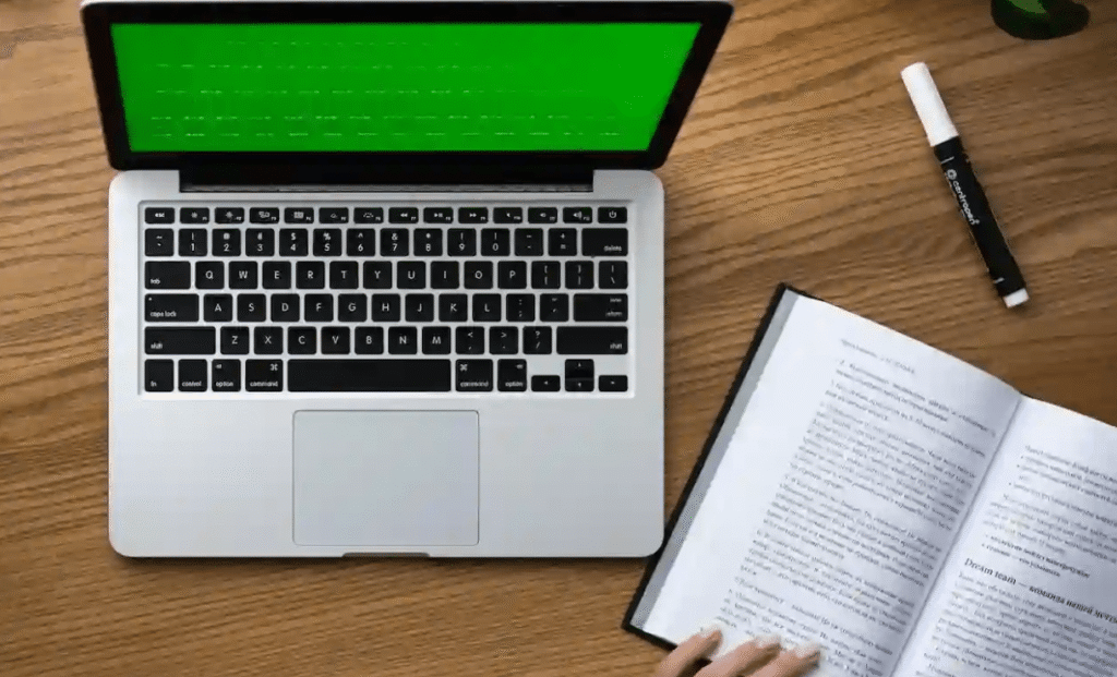 tugas penata layanan operasional