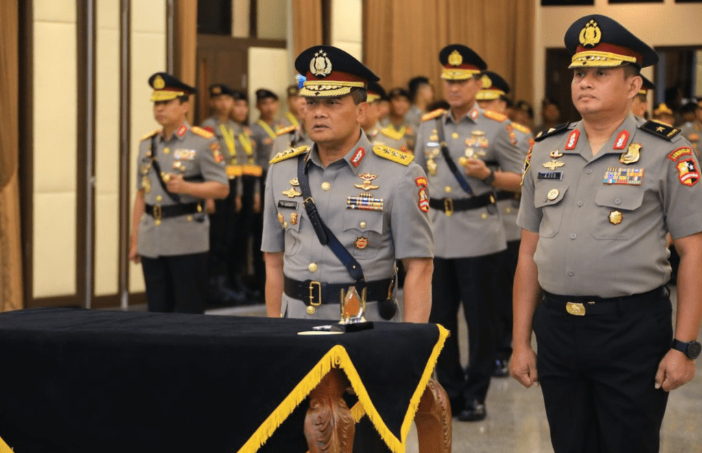 gaji polisi per bulan
