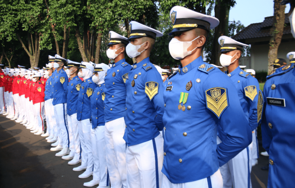 syarat masuk poltekim